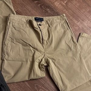 American Eagle Outfitters Men's Tan Chinos